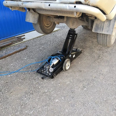 Домкрат пневмогидравлический подкатной 20 т ДПГМ20. Аналог HPG-820 Nenab (Швеция)