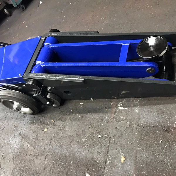 Домкрат пневмогидравлический подкатной 20 т ДПГМ20