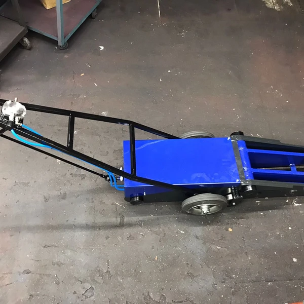 Домкрат пневмогидравлический подкатной 20 т ДПГМ20