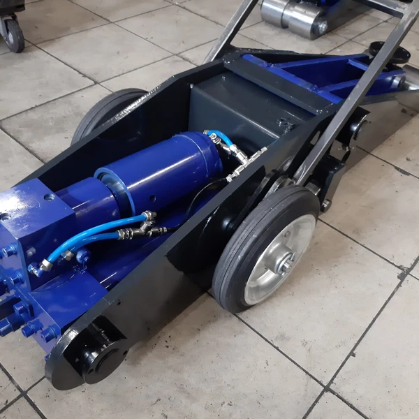 Домкрат пневмогидравлический подкатной 20 т ДПГМ20