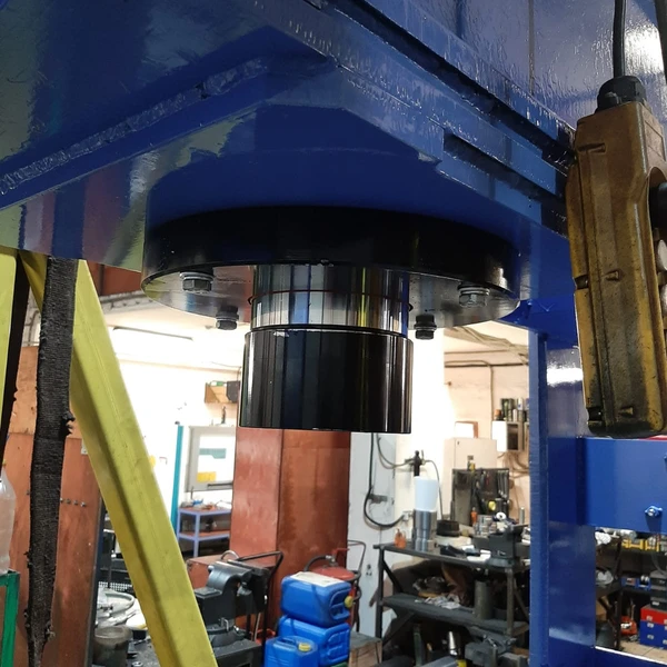 Гидравлический пресс 200 т. ПГ200