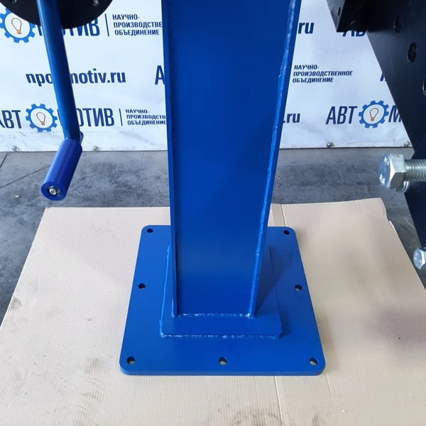 Кантователь двигателя и КПП коммерческого транспорта. Без регулировки по высоте. Без основания. КД1500