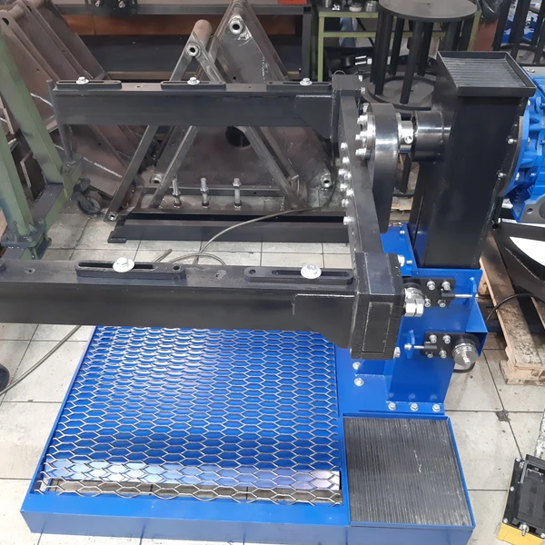 Кантователь двигателя и КПП коммерческого транспорта КД1500ПО