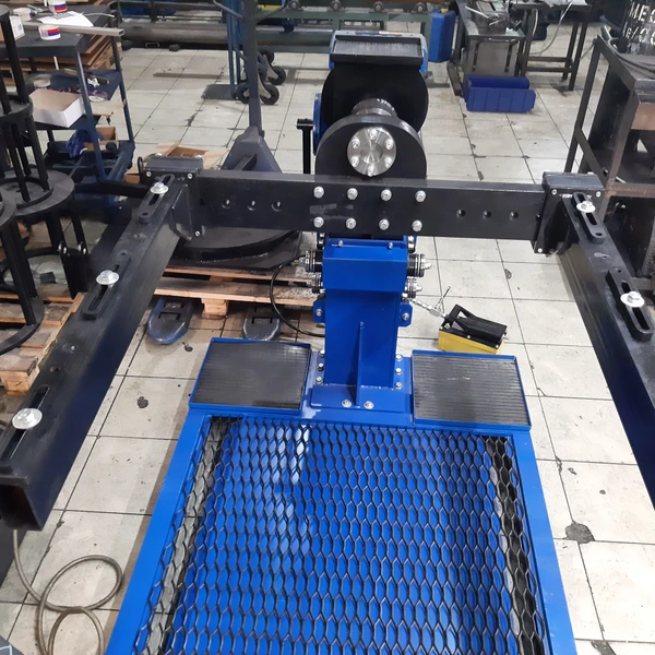 Кантователь двигателя и КПП коммерческого транспорта КД1500ПО