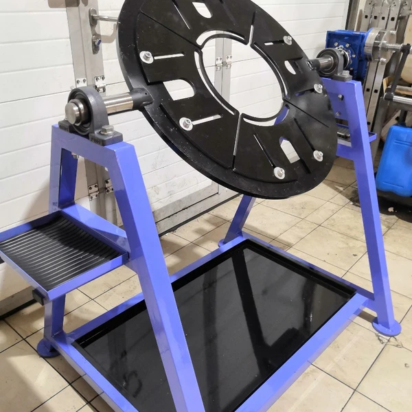 Кантователь редукторов заднего моста коммерческого транспорта КДР250