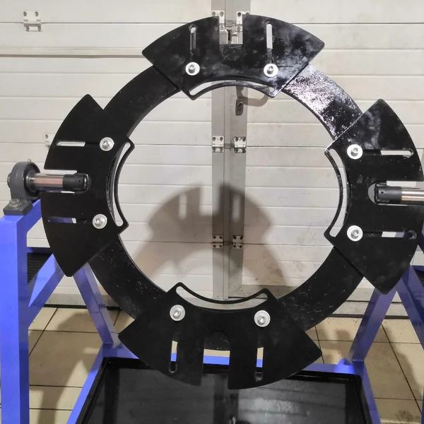 Кантователь редукторов заднего моста коммерческого транспорта КДР250