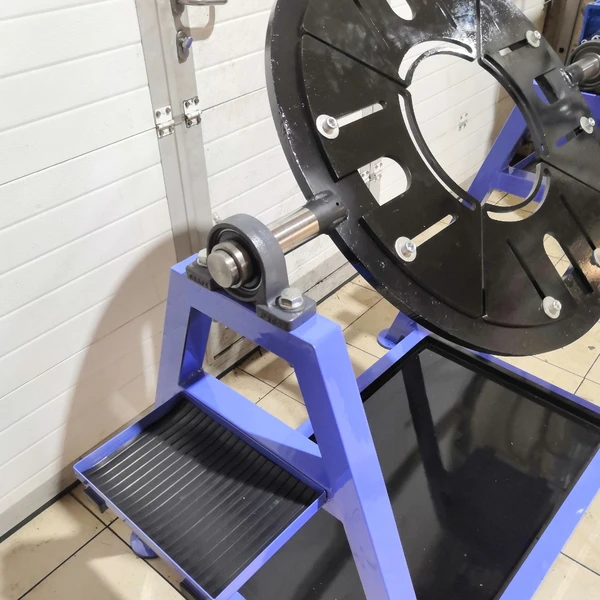 Кантователь редукторов заднего моста коммерческого транспорта КДР250