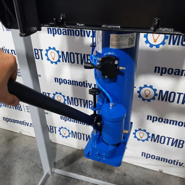 Навесной ямный подъемник 15т. 600мм. КПН15Р600