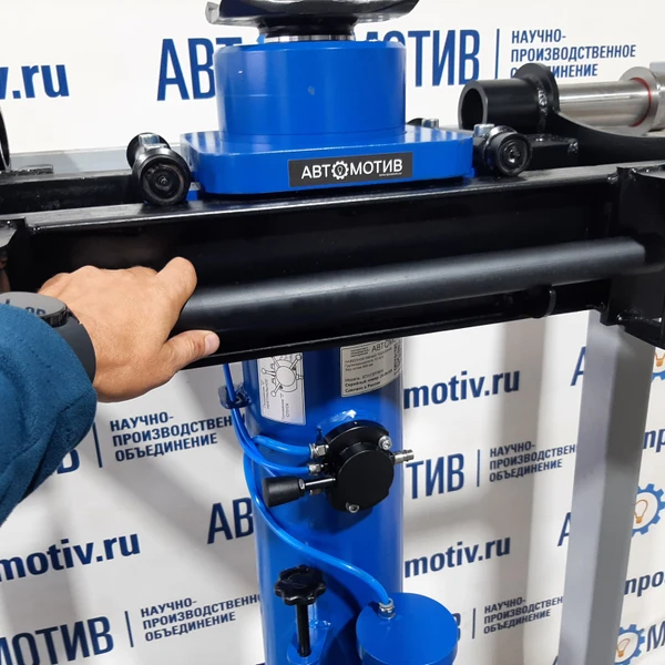 Навесной ямный подъемник 15т. 600мм. КПН15Р600