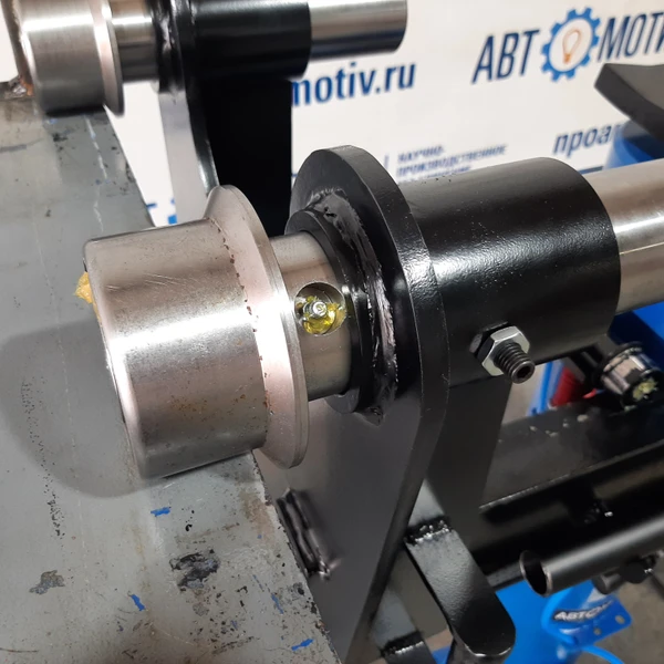 Навесной ямный подъемник 15т. 800мм. КПН15Р800