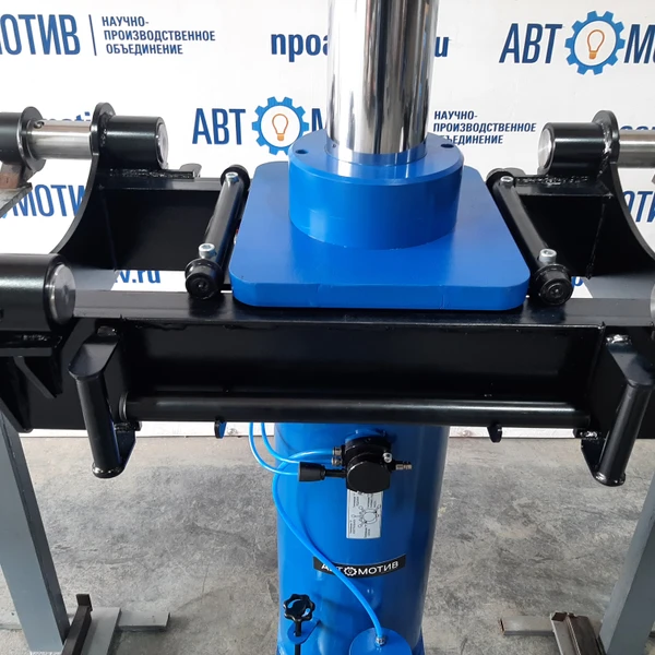 Навесной ямный подъемник 30 т 800 мм. КПН30Р800