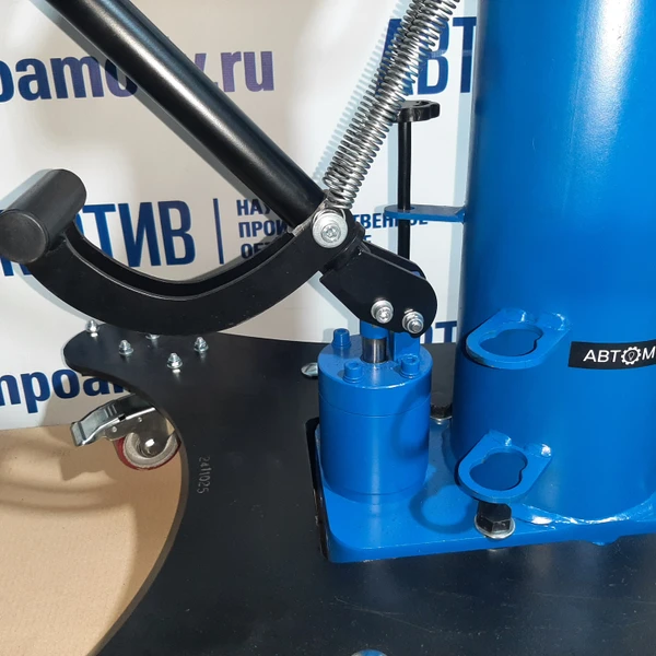 Напольный ямный подъемник с фиксированным штоком (мобильный) 15т. 800мм. КПП15Р800Ф