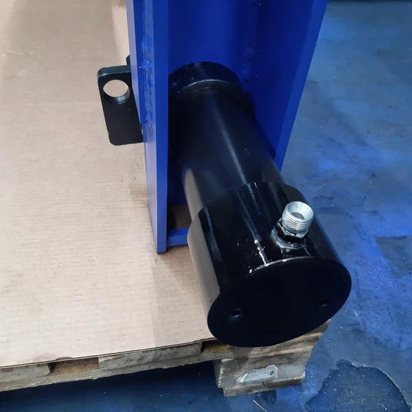 Пресс для установки балансировочных грузиков 8 т. ПГС8