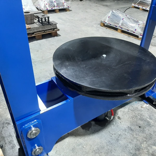 Пресс шиномонтажный для цельнолитых шин погрузчика 120 т (портальный) ПШ120П