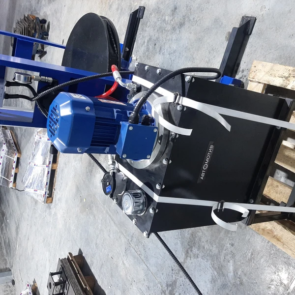 Пресс шиномонтажный для цельнолитых шин погрузчика 120 т (портальный) ПШ120П