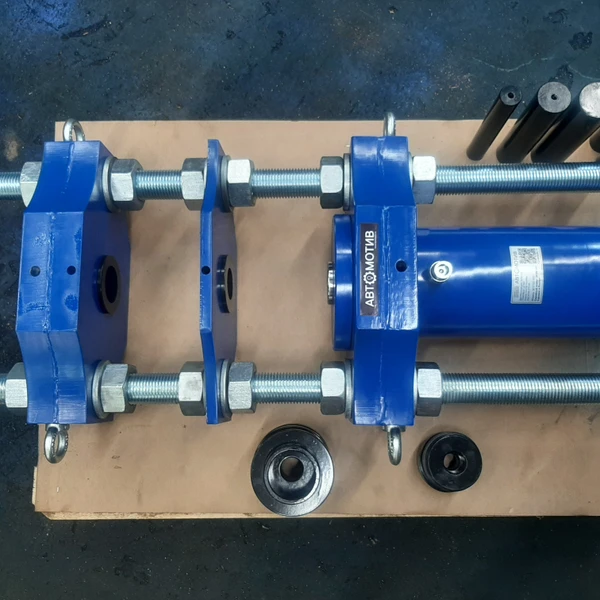 Выпрессовщик пальцев траковых цепей 161 т. ВПТ150-200