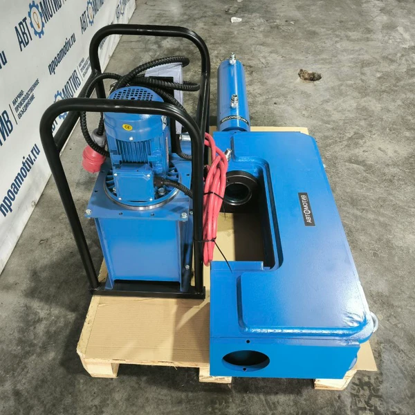 С-образный выпрессовщик пальцев траковых цепей без башмаков 80 т. ВПТ80С