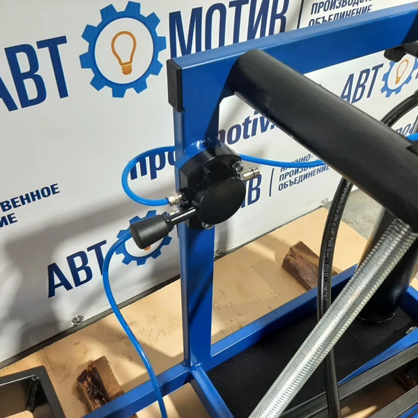 Выпрессовщик шкворней ВШ70-200М с тележкой