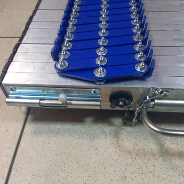 Защитные шторки на смотровую канаву серии ЗШ