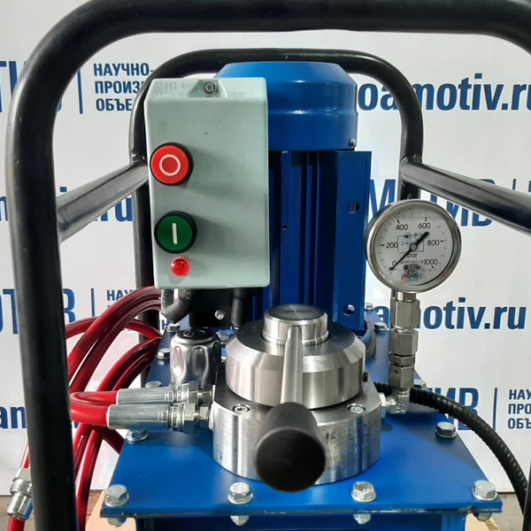 Электрогидравлическая станция 8 л 700 бар. НГЭ700.8.08/5
