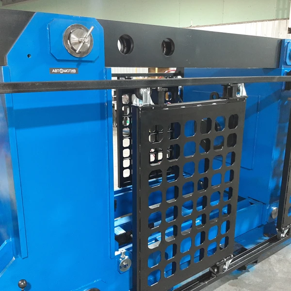 Пресс гидравлический горизонтальный 400 т. ПГГ400