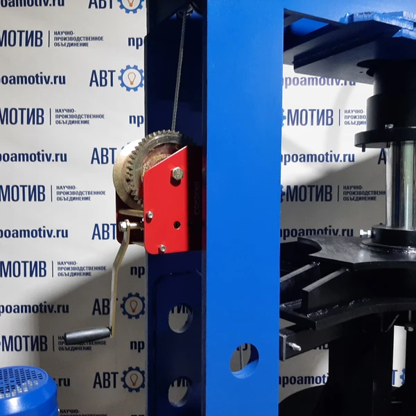 Пресс универсальный для цеховых и шиномонтажных работ 120 т. ПГШ120