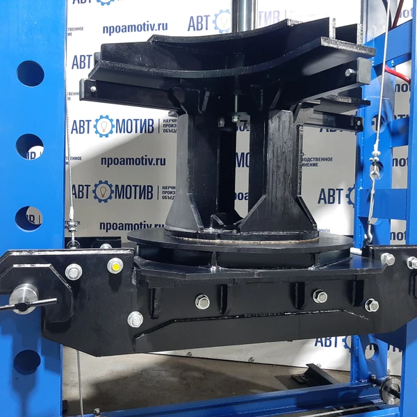 Пресс универсальный для цеховых и шиномонтажных работ 120 т. ПГШ120