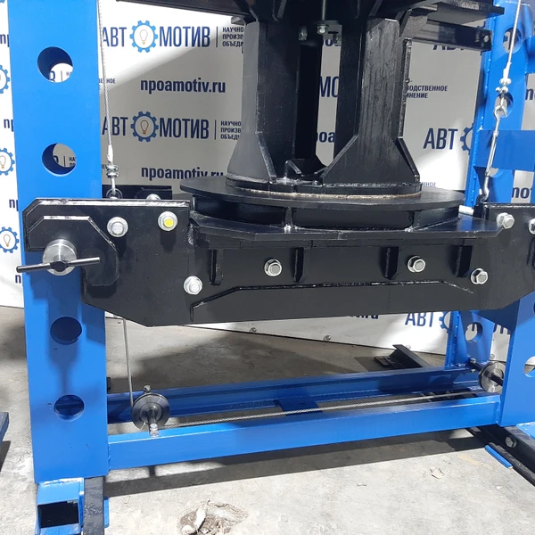 Пресс универсальный для цеховых и шиномонтажных работ 120 т. ПГШ120