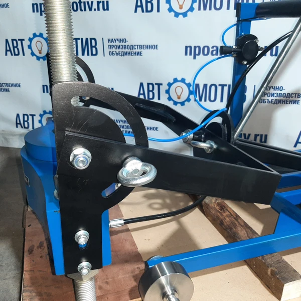 Выпрессовщик шкворней ВШ70-400М с тележкой