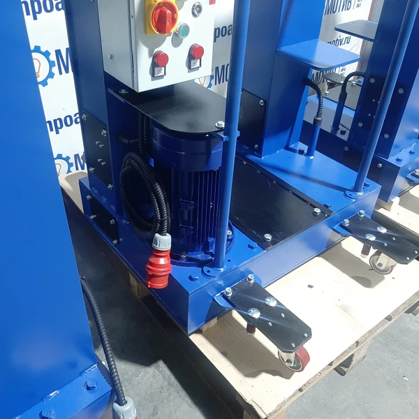 Напольный ямный подъемник 14 т 580 мм каретка 810 мм. КПП14ЭМ600.2