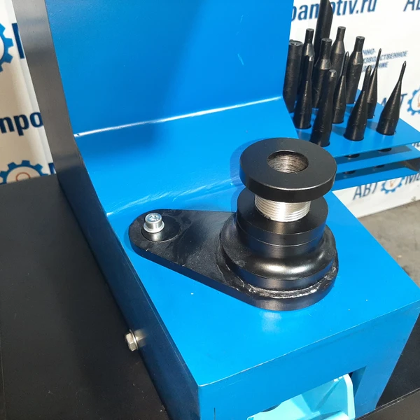 Клепальный станок КС5200 для тормозных колодок грузовых авто