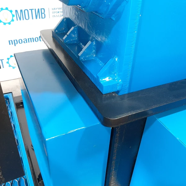 Кантователь двигателя и КПП коммерческого транспорта КД2500ПО