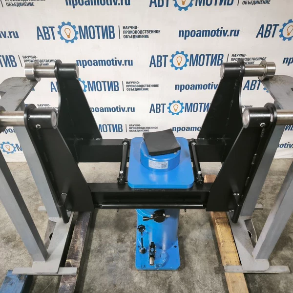 Навесной телескопический ямный подъемник 16 т 1200 мм. КПНТ16Р1200
