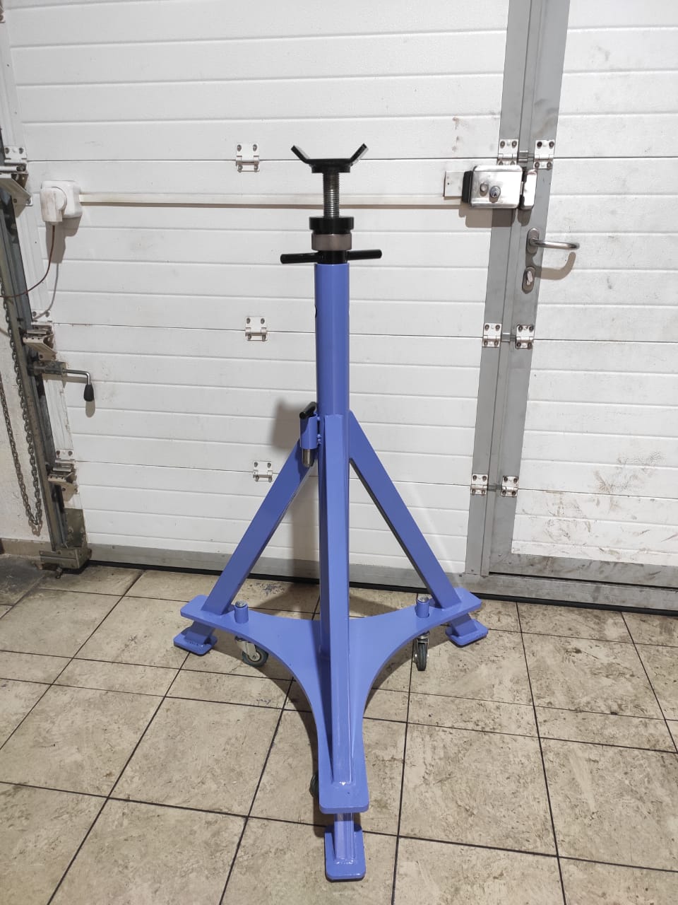 Страховочная стойка 7500 кг. СС7500