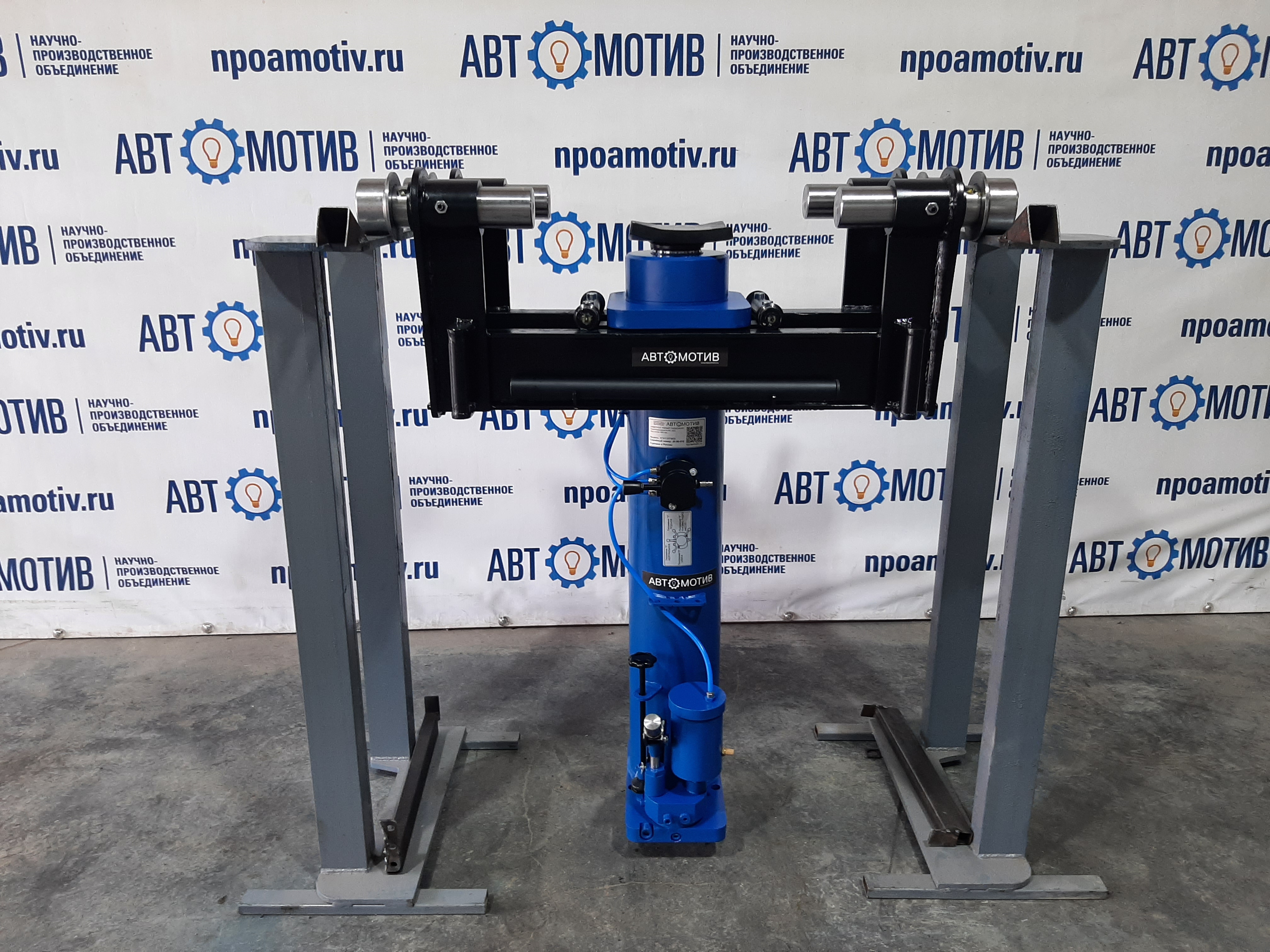 Навесной ямный подъемник 15т. 800мм. КПН15Р800