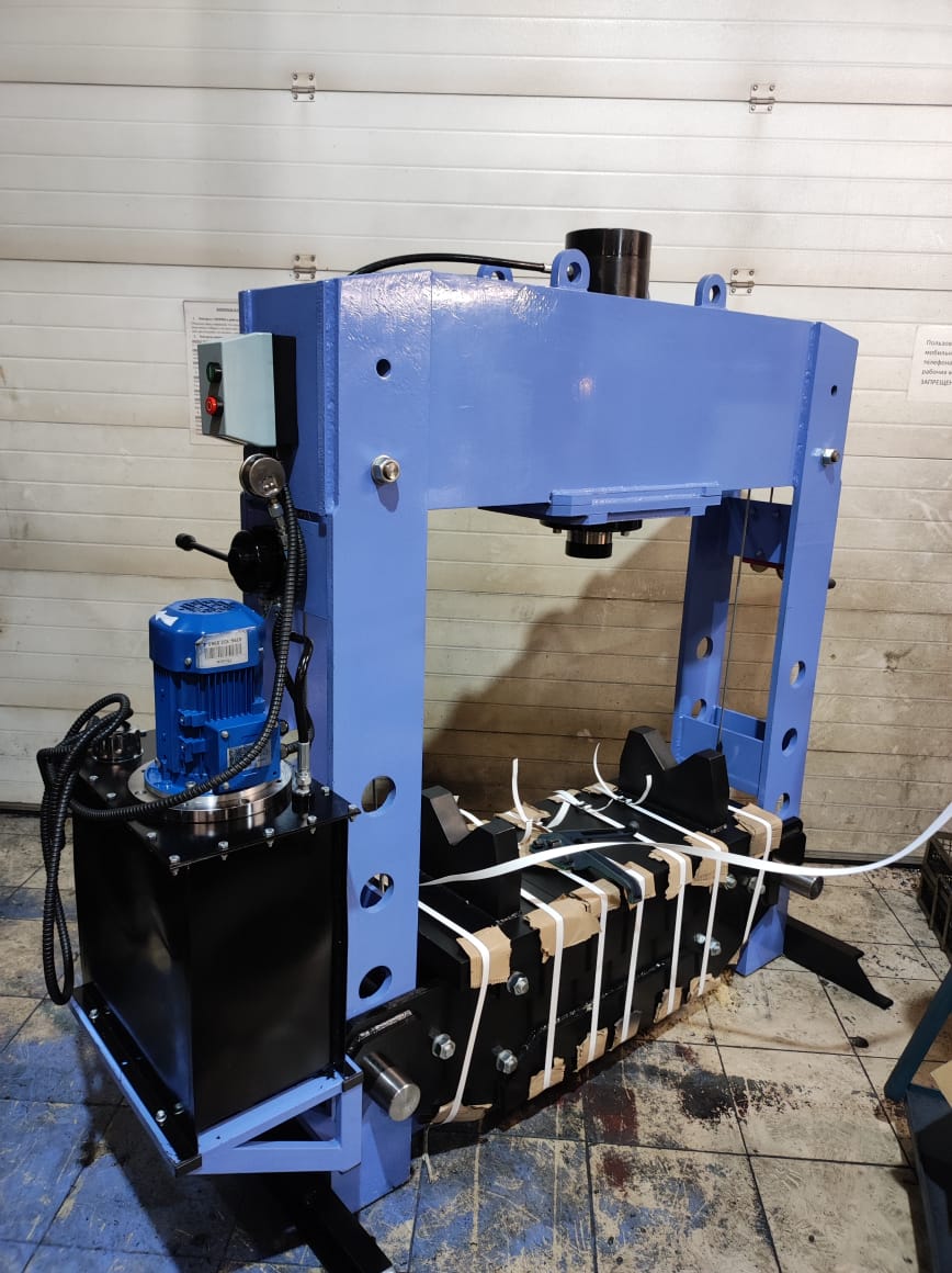 Гидравлический пресс 100 т. ПГ100.1