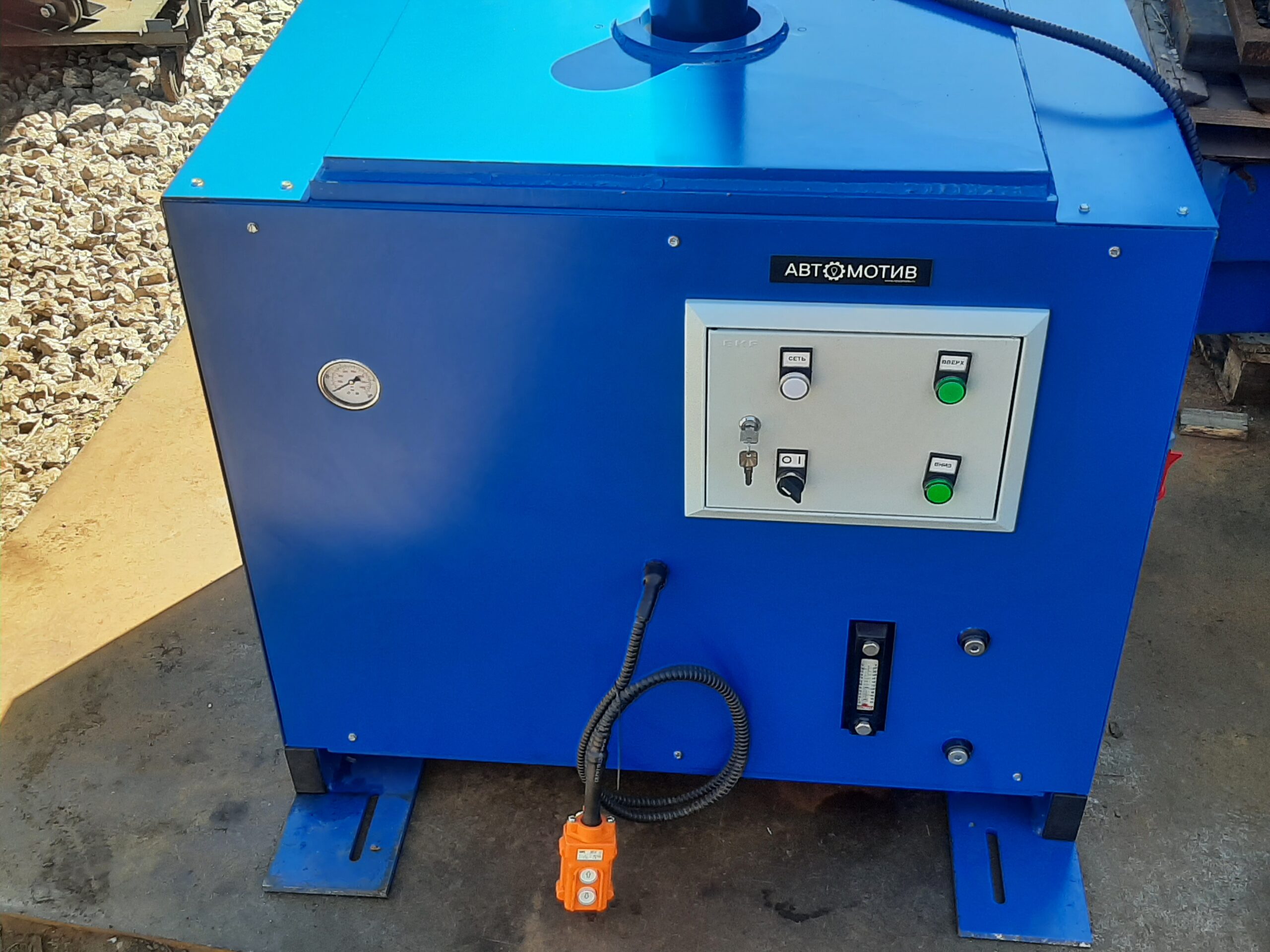 Пресс гидравлический для установки и снятия колесных бандажей ПШ100Б